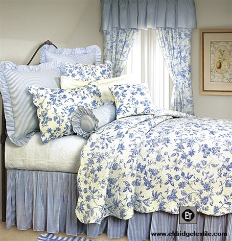 toile pattern inspired by an 18th century quilted copperplate-printed fabric from the Colonial Williamsburg collections. The reversible quilt has beautiful intricate and detailed stitching with scalloped edges